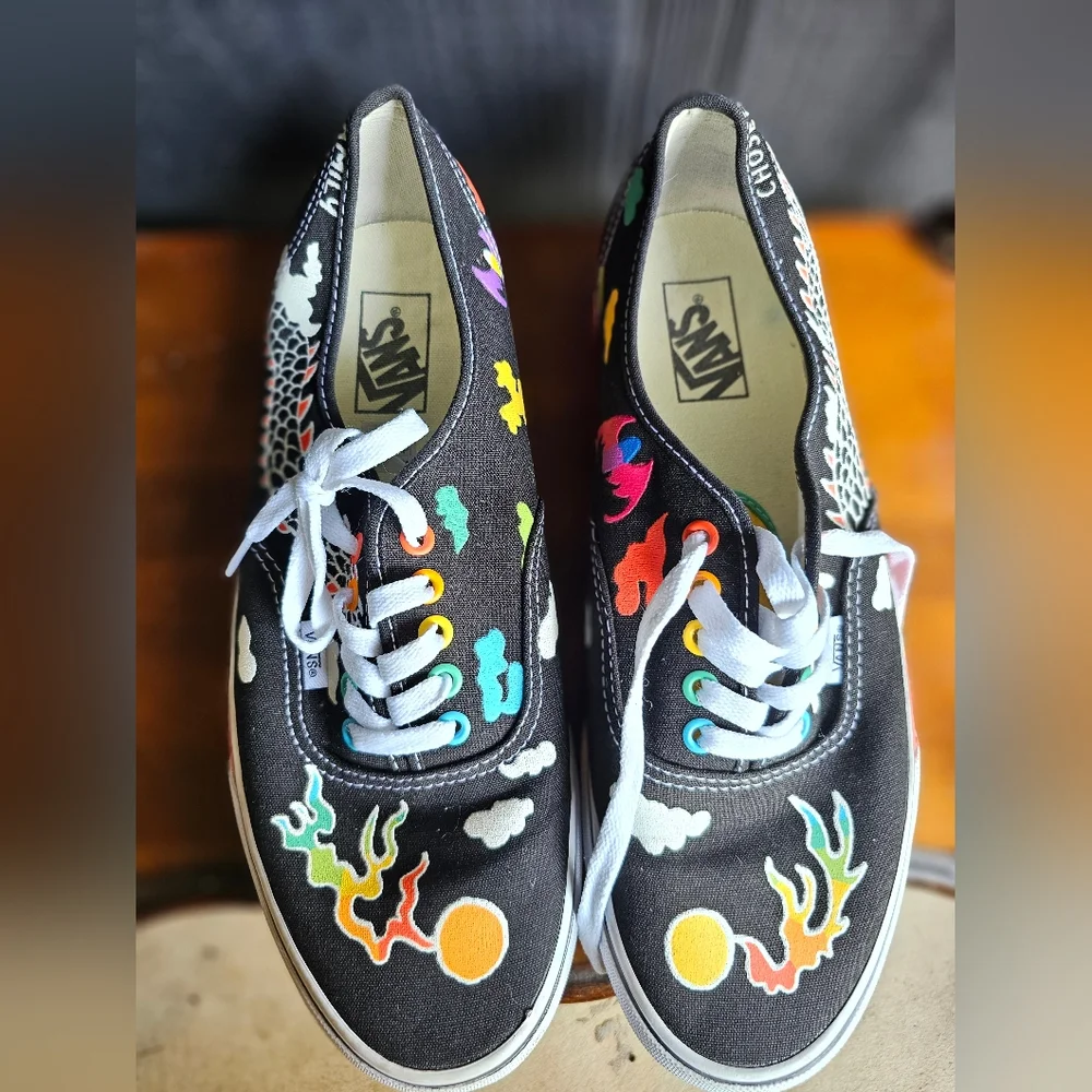 Vans X Kaitlin Chan Pride/Awareness Authentic Sneakers M-10.5 W-12 - Picture 3 of 12